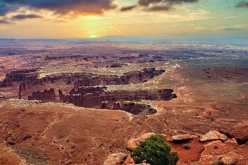 Grand View Point Overlook